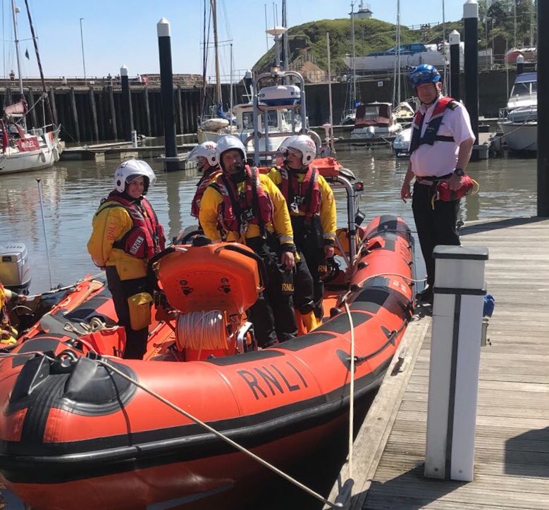 watchetCoastie's tweet photo. Busy day firstly with @MCA_media @WatchetCRT then patrolling with @ASPSpecials #SCDom & attending a variety of incidents before diverting back to @MCA_media callout for a medivac from #KilveBeach . Teamwork with @swasFT @GWAAC @DSFireUpdates @ASPolice . @jesip999 in action. https://t.co/mRYbeECH1T