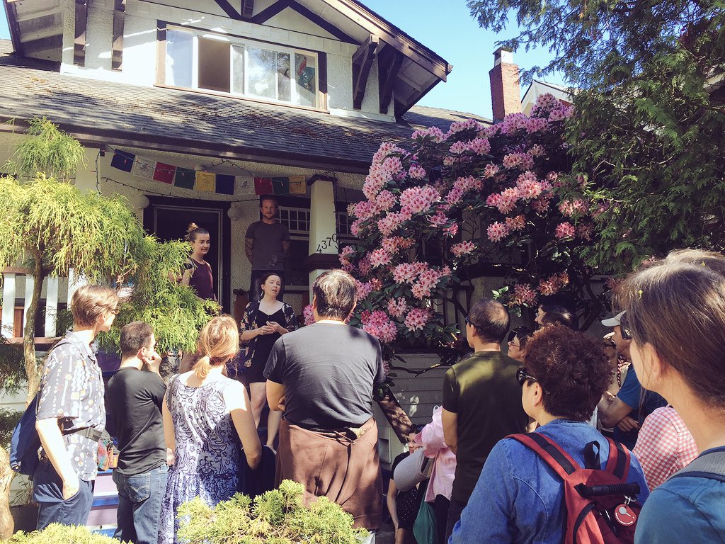 Final house of the day: The Osler Collective, a mix of young professionals from around the world. They organize the "Shake Up in Shaughnessy" an annual block party in #Shaughnessy #vanre #collectivehousing