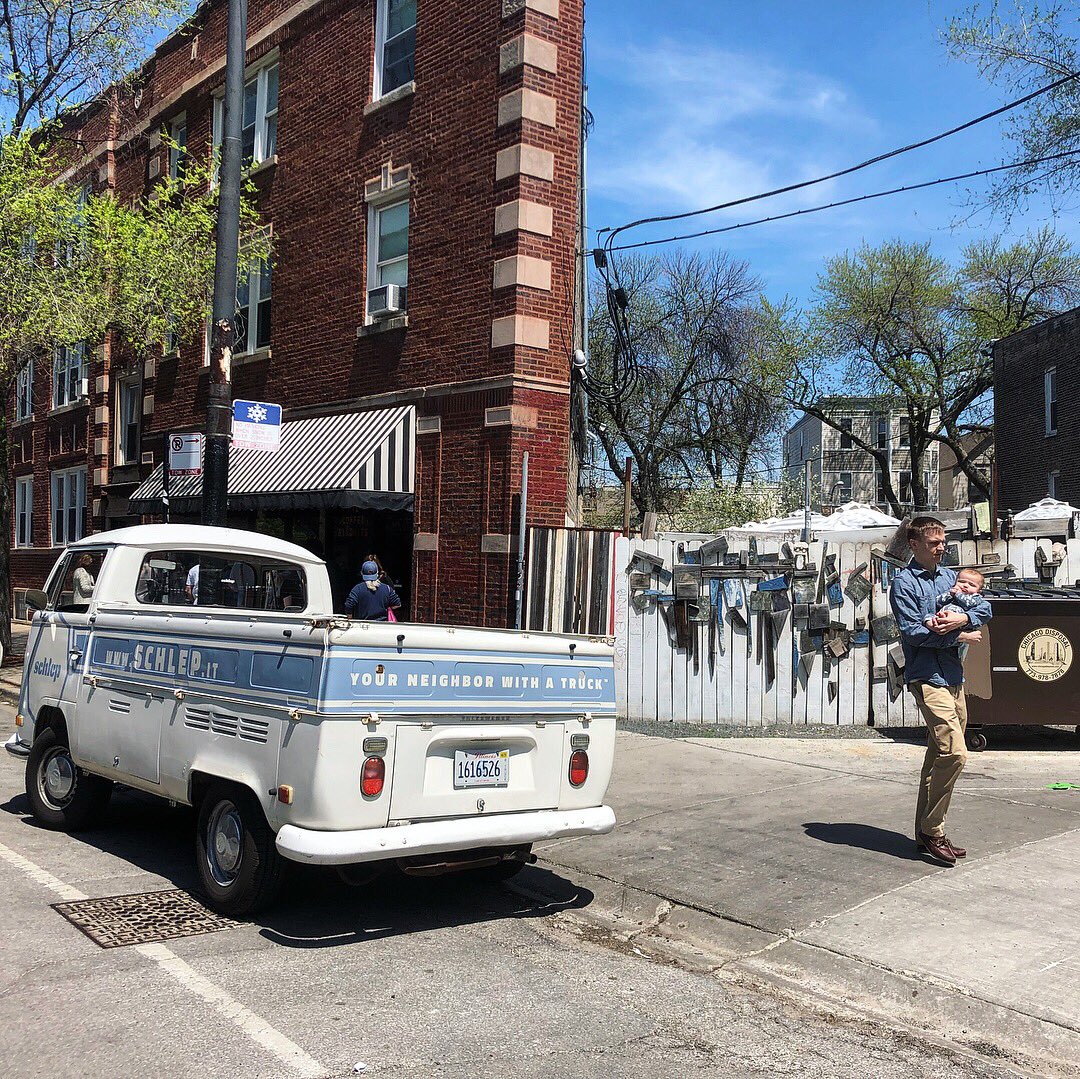 schlepit's tweet photo. Pie stand schlep for @beardfoundation pre-party. Enjoy the @bangbangpie at @BokaChicago tonight! #schlepit #eventsupport #foodie #jamesbeard https://t.co/GVobmtmYnC