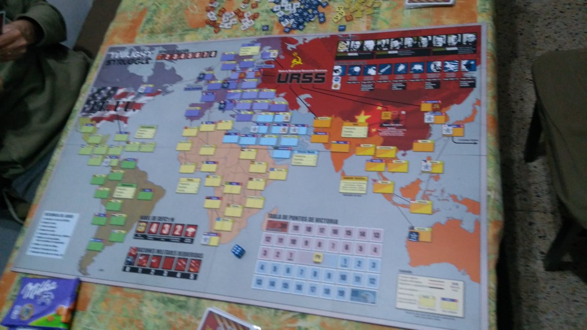 My son is studying Cold War at the school. And his dad is helping him... @gmtgames #TwilightStruggle @agauntpanda Now he has a clear view of both sides and several key events. Thanks to the designers.