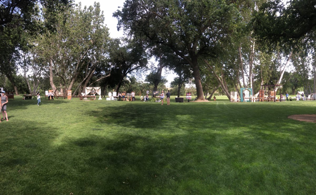 HashtagiDo's tweet photo. The BLUSH event brought some of our favorite local vendors together to help Central Valley brides with their wedding planning. What a beautiful turnout! #HashtagiDoBFF https://t.co/895z0txIGm