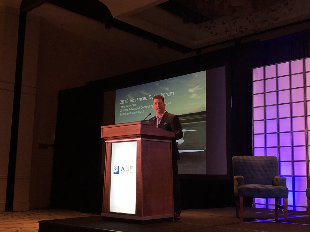 AdvScaleForum's tweet image. Larry Patterson gives us a preview of the #VR experience of @GulfstreamAero&apos;s G550 cockpit and cabin that #AdvScaleForum attendees will get to try out this week