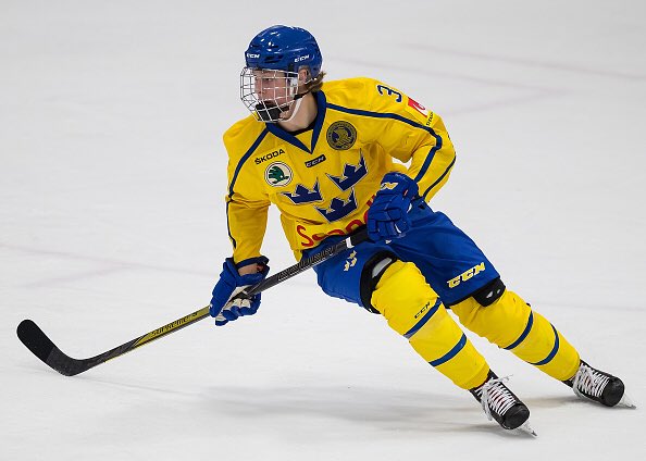GrindLinePod's tweet photo. EPISODE 29: Red Wings Draft Watch
🔥🔥🔥

@Sealdog91, @Rdryan33 and @BringingTheWing break down who will most likely be available for the #RedWings at number 6 and some scenarios that could surprise some. 

Subscribe: https://t.co/pC8KFeoV8j https://t.co/UQrvQlhmB2