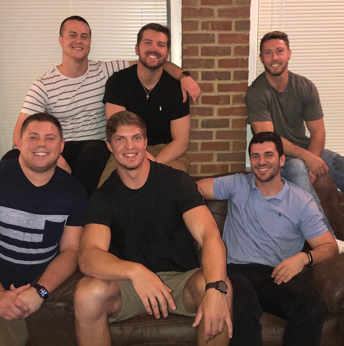 Melaniepiper89's tweet image. Football bonded their friendship...forever friends @cg_coach_moore #supportCoachMoore