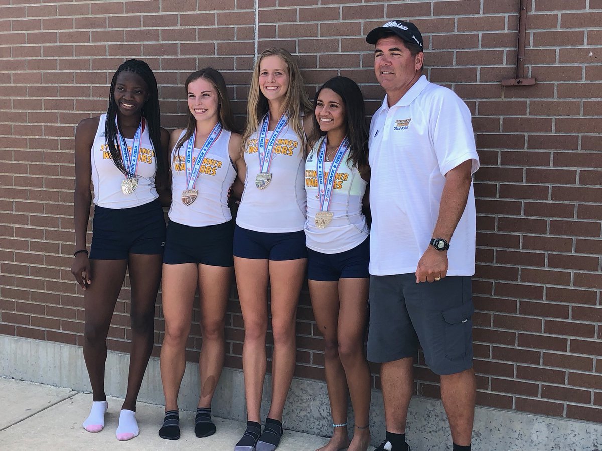 GSHSGirlsXC's tweet photo. Congrats to our 4x8 team for getting 2nd! And for Kk Gadson for getting 6th in the 400m! Very proud https://t.co/PE8PklicLW