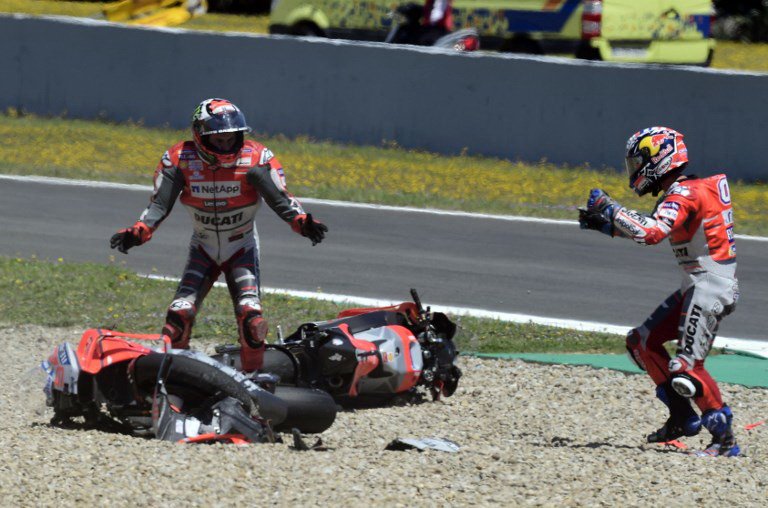 WeGotLoves's tweet photo. #WGLSPORTS 

Lorenzo Tidak Ingin Salahkan Siapa pun atas Kecelakaan Domino di Jerez https://t.co/TD7X43wW0c