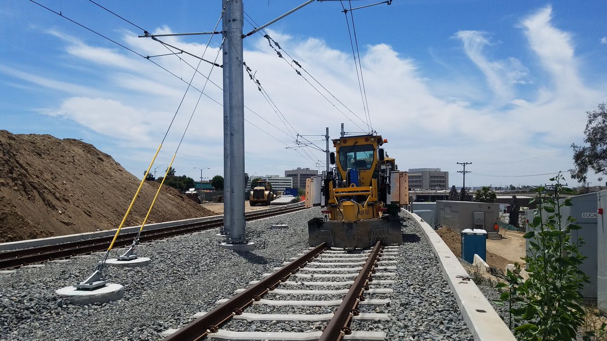 militantangleno's tweet image. Also took a sneak peek at the Crenshaw Line construction in #Inglewood. #openopenopen