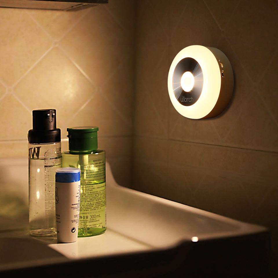 TheGearbest's tweet photo. The perfect smart sensor #NightLight from #Utorchโจ, #USB charging, easy to use! ๐
Shop now at ๐ https://t.co/QE4Bd7QJ61 https://t.co/acj04gKcru