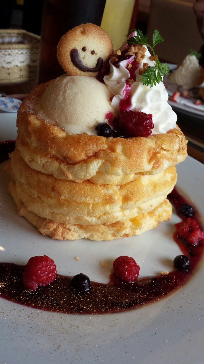 ট ইট র もちもち家 たまご家 佐賀のパンケーキ屋さん ひよこのソフトクリームは卵感があってカスタードクリームみたい ふわっふわパンケーキ は併設のひよこカフェにあり リコッタチーズ生地とシュガー生地から選べる 季節のパンケーキも美味しい メニュー