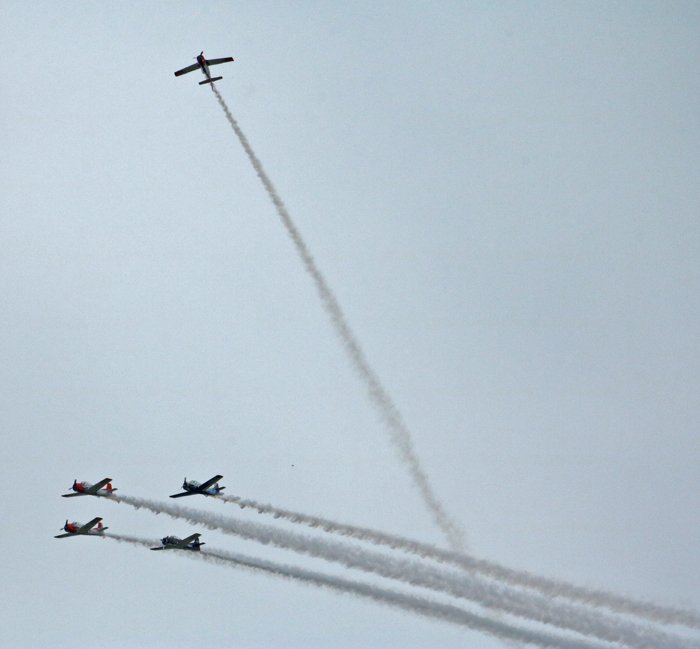 DiWebster1's tweet photo. Awesome flying @TrojanThunder28 @jointbasemdl #PowerinthePines this weekend #missingman https://t.co/4OqvNoORGn