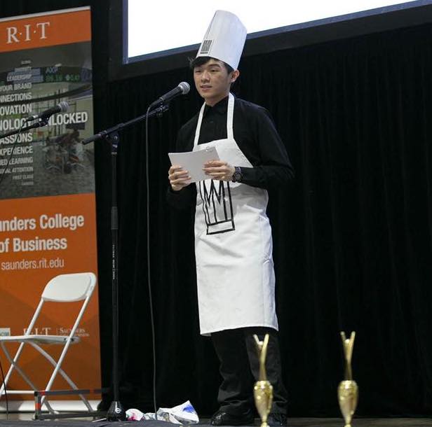Staten Island Tech (@sitech_hs) on Twitter photo Congrats to <a href="/SITech_HS/">Staten Island Tech</a> 's, Merrick Eng, on taking 3rd at the Young Entrepreneurs Academy Nat'l Saunders Scholars Competition. Merrick is founder & owner of MasterMerrick. His product is, Eco Tip, an enviro-friendly culinary bag for cake decorators. @SIBFSC @sichamber #InspireD31 Congrats to <a href="/SITech_HS/">Staten Island Tech</a> 's, Merrick Eng, on taking 3rd at the Young Entrepreneurs Academy Nat'l Saunders Scholars Competition. Merrick is founder & owner of MasterMerrick. His product is, Eco Tip, an enviro-friendly culinary bag for cake decorators. @SIBFSC @sichamber #InspireD31