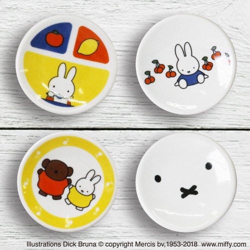 O Xrhsths タカラトミーアーツ ガチャ企画部 Sto Twitter Miffy まいにちのミニ食器コレクション 発売開始 陶器でできたミニチュアのかわいい食器です 一部取扱店舗はこちらです Miffy ミッフィー ガチャ タカラトミーアーツ Https T Co Kfs6wscdve