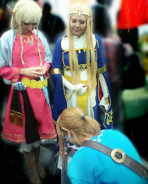 CosplayKaty's tweet photo. Crossover de zelda #ZeldaBreathoftheWild https://t.co/yEJp2kBDeL