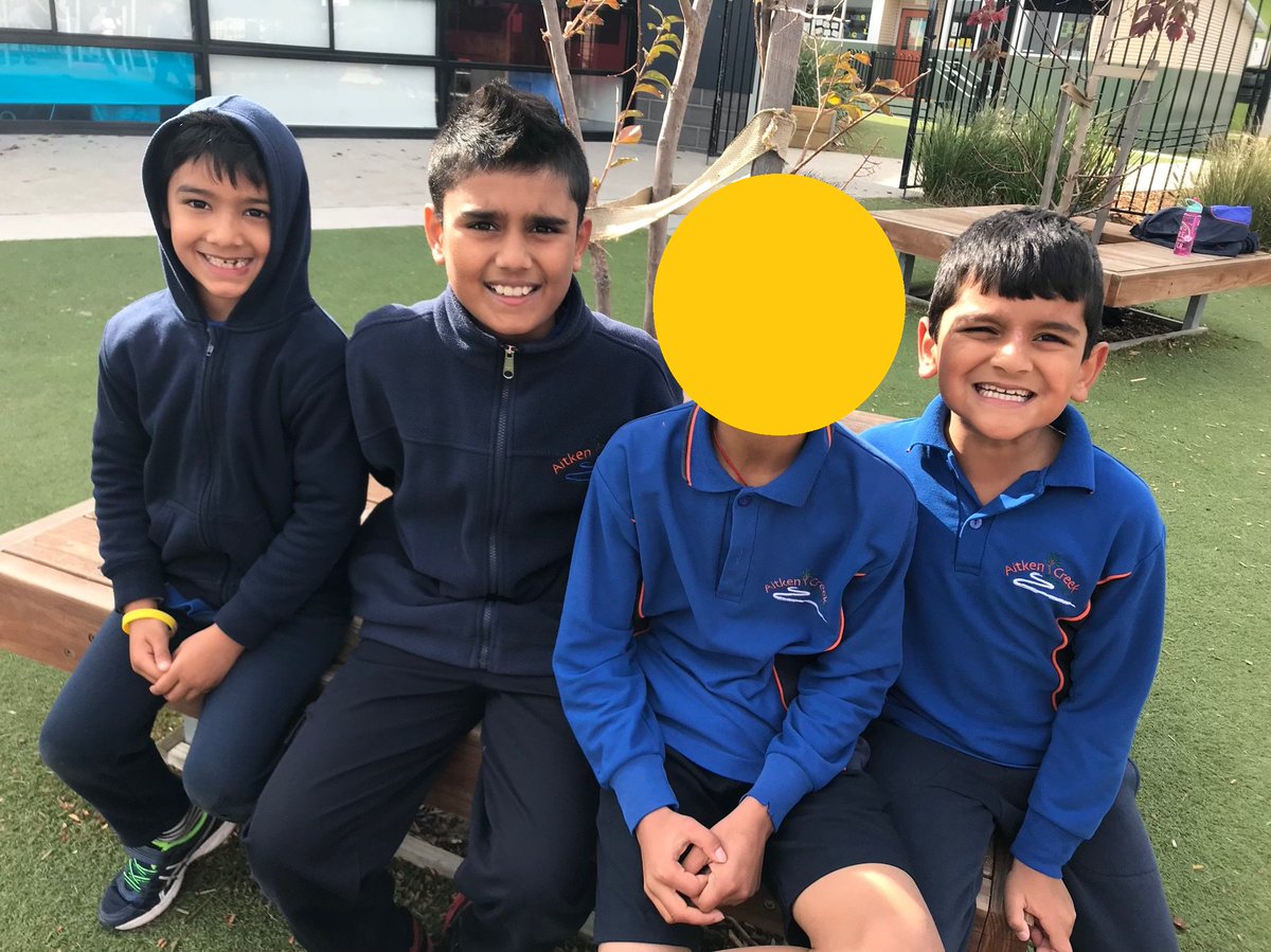 MrsBretag's tweet photo. Working with our Year 2 buddies to take creative group photos on Better Buddies Day! @AitkenCreekPS #betterbuddies https://t.co/auZ2VX5qs1