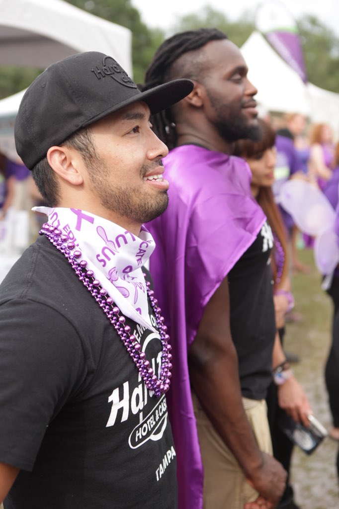 paulphantastic's tweet photo. Seminole Hard Rock Tampa has become a ground breaking sponsor for the Lupus Foundation of America.  Today we were humbled to take part in the #walktoendlupusnow @LupusOrg @SHRTampa @HardRockGuys @HardRockGirls https://t.co/fOGbINENt2