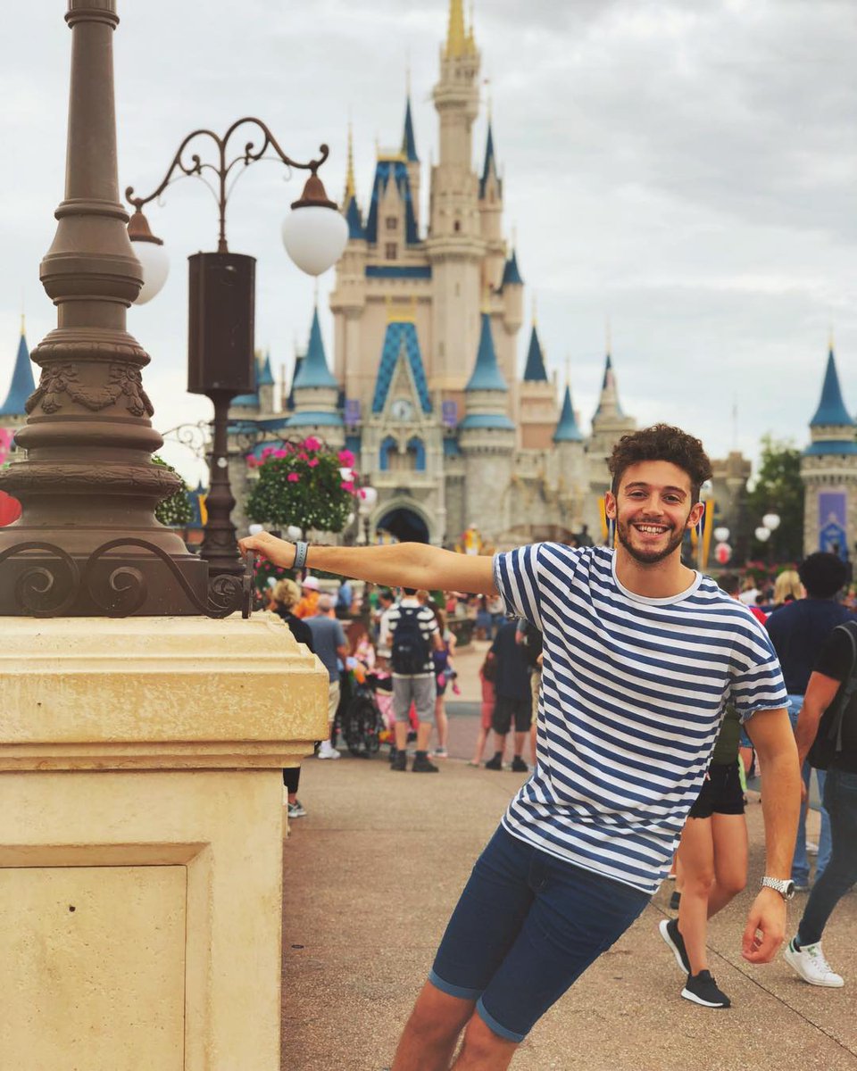 _ruggerow's tweet photo. Where dreams come true🙈🙈-Walt Disney https://t.co/bLJ6tH7EaD