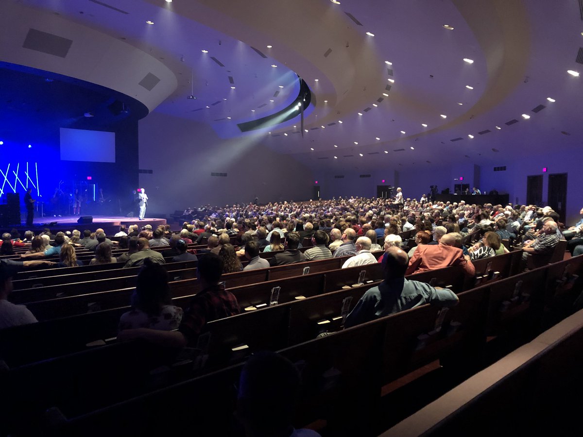 CatalystGiving's tweet image. Packed crowd here at the Centennial Council! #AGK100 #nonprofit #digitalgiving #assembliesofgod #centennial