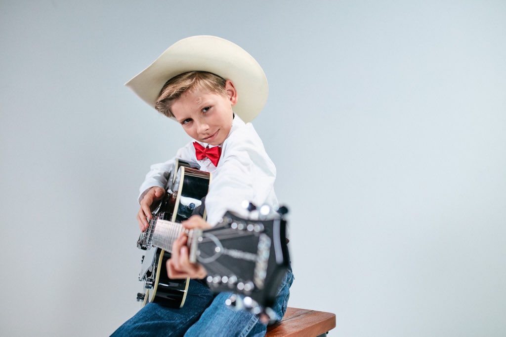 616_sports_'s tweet photo. Mason Ramsey: The Yodeler We Didn't Deserve - 616 Sports https://t.co/hhNkfi2W9Y https://t.co/uRcamUhgkU