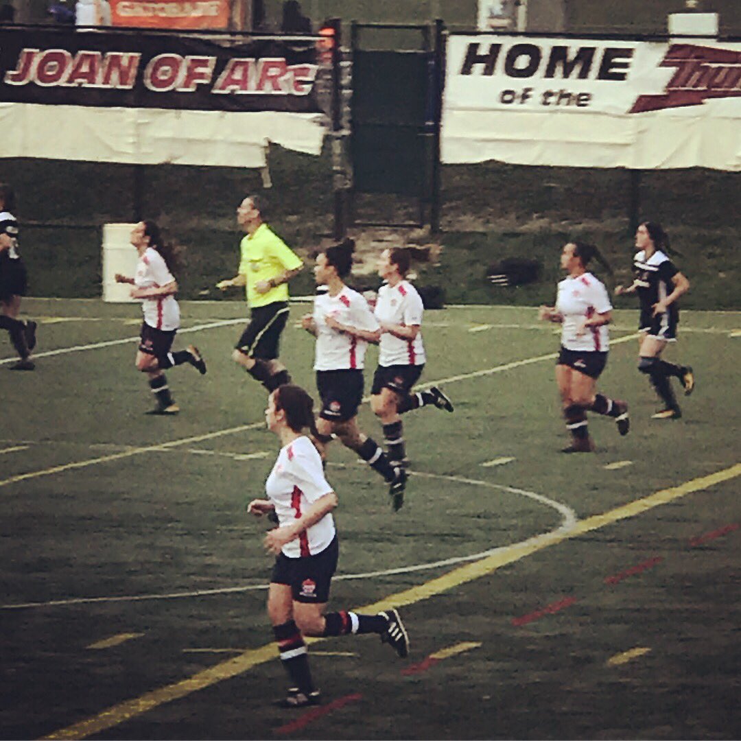 azevedo_helen's tweet photo. #U18 @OYSL @maryazevedoo_ Season Opener! Back to back “W” this weekend for @vaughansoccercl 🙌#WomensHighPerformance💪
Great start to the season #VSC https://t.co/VP2sFV0pNJ