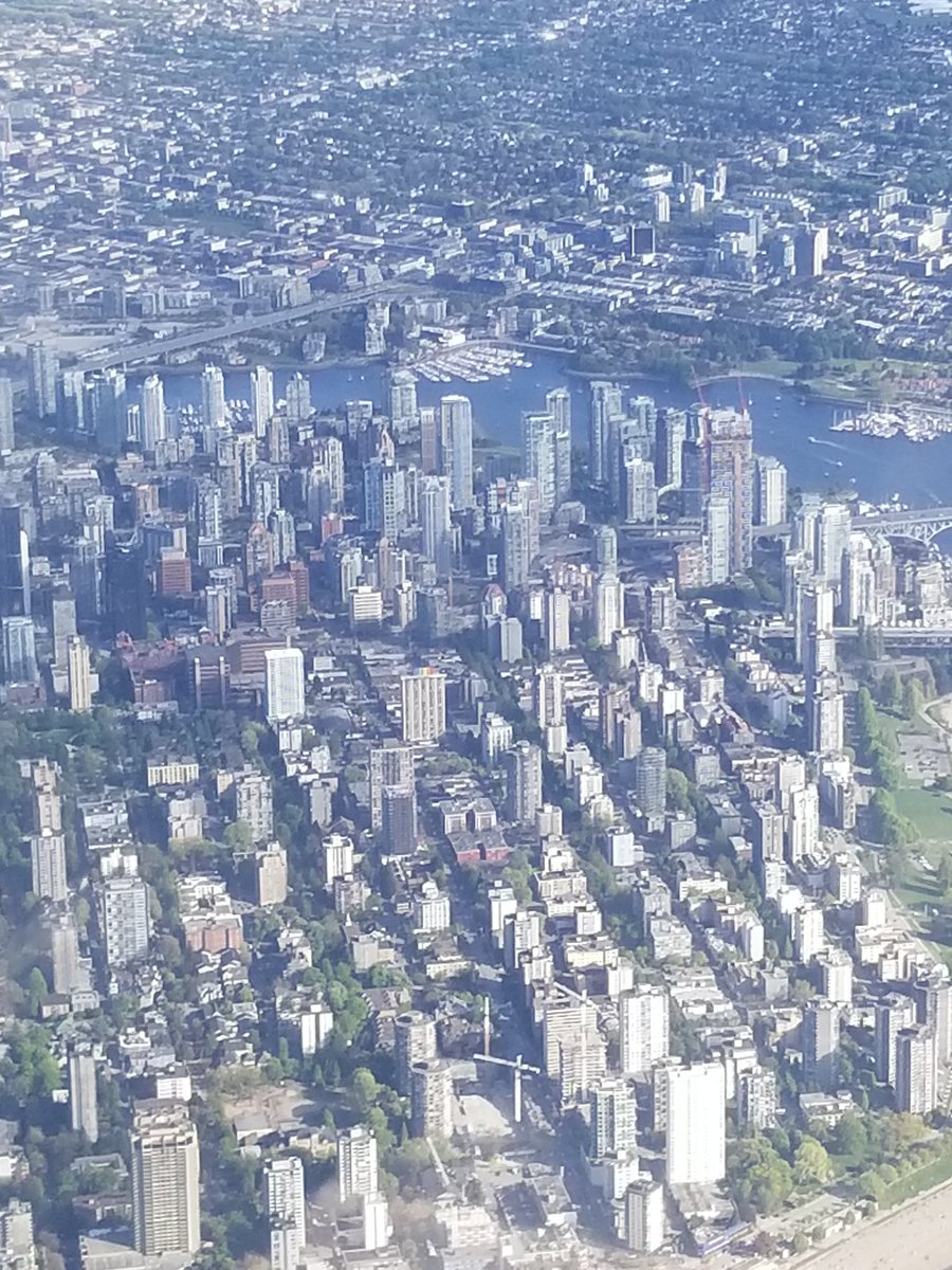 captravel_CAN's tweet image. #beatifulbc #vfrflying #Vancouver @bcplace #yvr