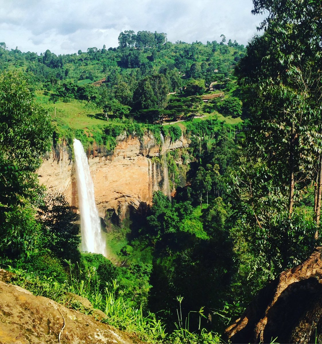 sipi_fall's tweet photo. Sipi falls https://t.co/WgucIcJMmT