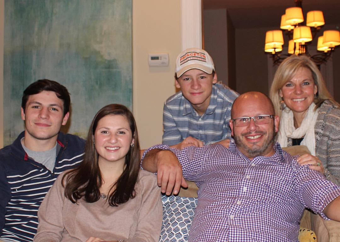 Learn more about our #businessoftheweek, Metro Painting from #westchestercounty NY, here: myezbz.com/blog/home-reno…