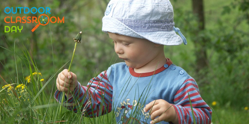 'While you might be planning for an #outdoorlesson that has clear aims and objectives, allow free time where the children can explore and engage with the natural world. You might be surprised by what you find.' Three top #outdoorlearning tips: bit.ly/TopTipsForOutd…