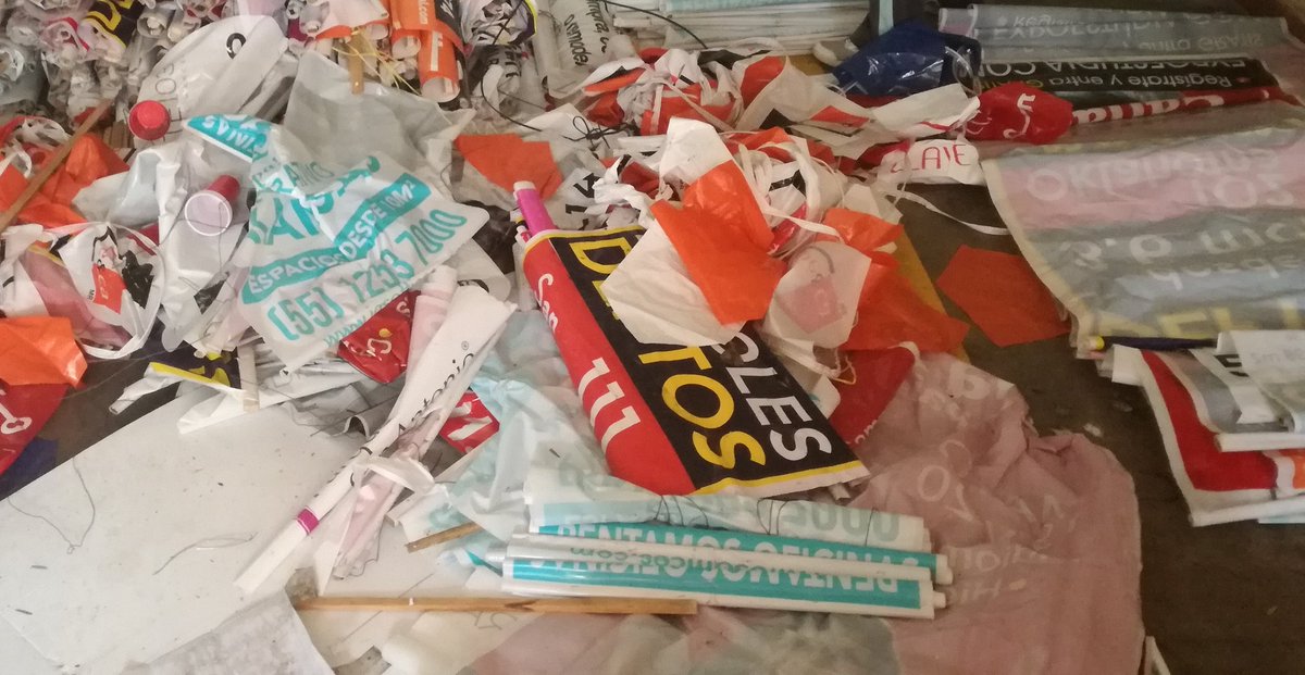 PAG_Ecatepec's tweet image. El día Sábado así nos fue en la Brigada #Antigallardetes con @PAG_Narvarte 💪😎.
➖ basura en el Mobiliario Urbano , ➕ calles limpias.
#LosBuenosSomosMás 
#PoderAntiGandalla