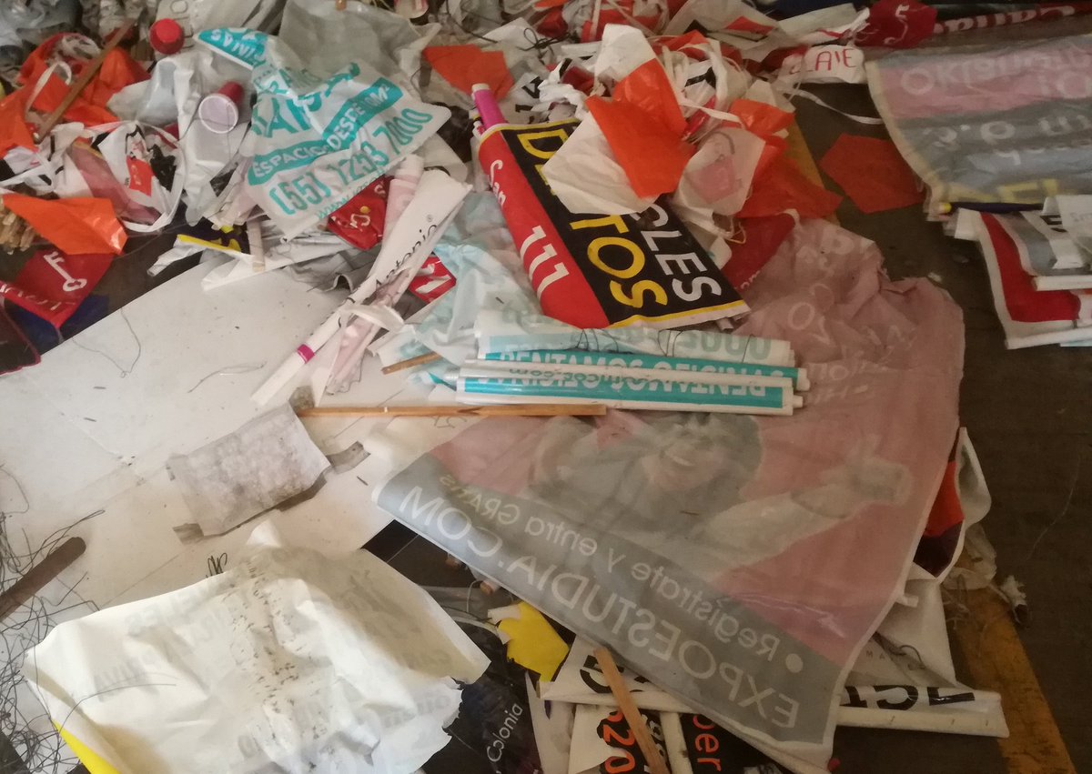 PAG_Ecatepec's tweet image. El día Sábado así nos fue en la Brigada #Antigallardetes con @PAG_Narvarte 💪😎.
➖ basura en el Mobiliario Urbano , ➕ calles limpias.
#LosBuenosSomosMás 
#PoderAntiGandalla