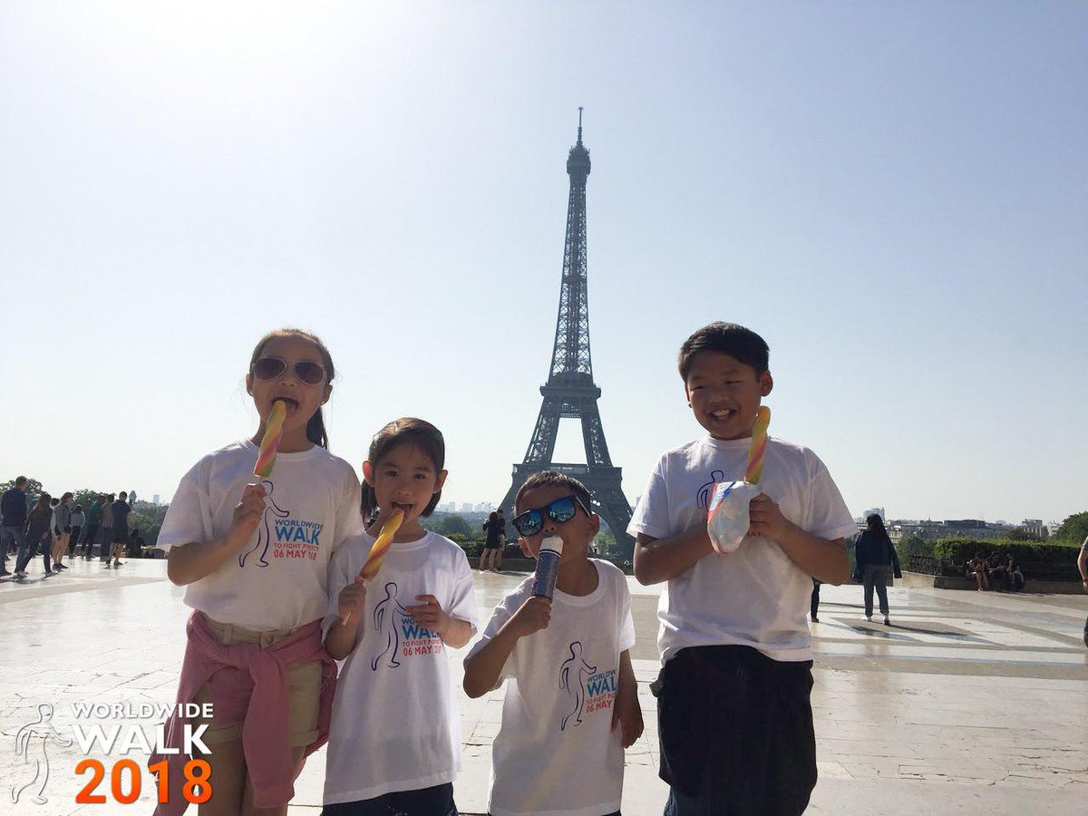 INCMediaNews's tweet photo. Kayla, Tessa, Jayden and Jordan from Oslo, Norway took time to admire Paris' most famous landmark, the Eiffel Tower.   The four were just some of the young walkers who joined the #WorldWideWalkToFightPoverty held in Paris, France. (1/3) https://t.co/CM8ILynwqd