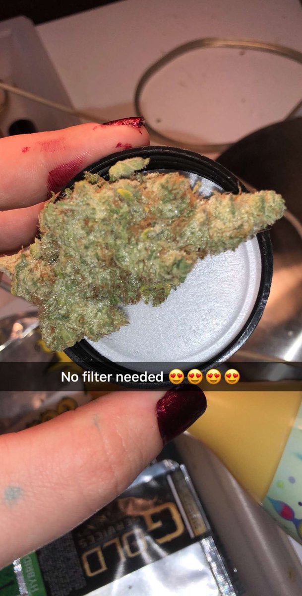Car_lay1996's tweet photo. Always got that fire tho 👌🏻🤷🏻‍♀️ #WEEDS https://t.co/L9svwOTfHR