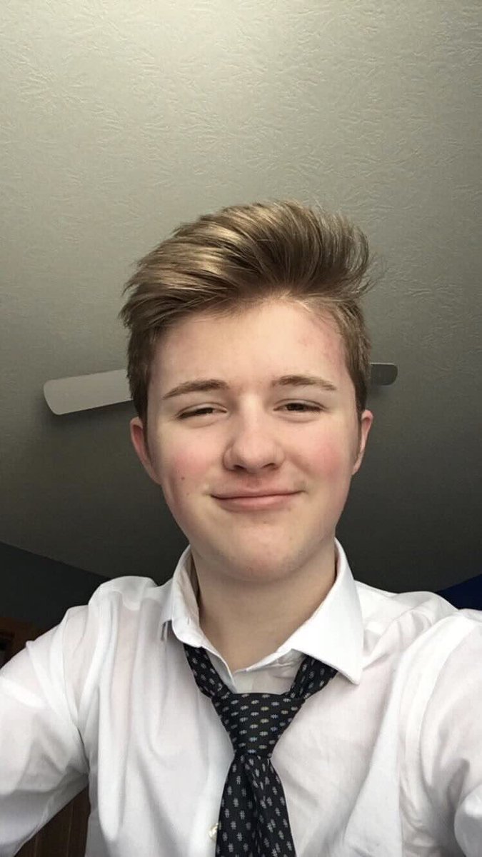 adcook22's tweet photo. Happy birthday to the coolest member of the #CookFamily on twitter! 16 looks good on you! Good luck on that driving test. #clearTheRoads @TheSpencerCook https://t.co/J10Y4CV1PL