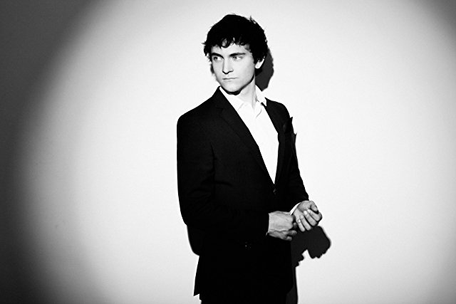 Dieudonne1638's tweet photo. #Versailles / #VampireTheMasquerade Modern Crossover/Multiverse RP

~Formerly King Louis XIV. Now rules as the Toreador Prince of New Orleans~

👉 Also RP with #HemlockGrove &amp; other fandoms
👉Open DM for plotting SL
👉Not new to RP
👉Descriptive
👉OC's welcome
👉18+ Adult themes https://t.co/mBvz8hjNXj
