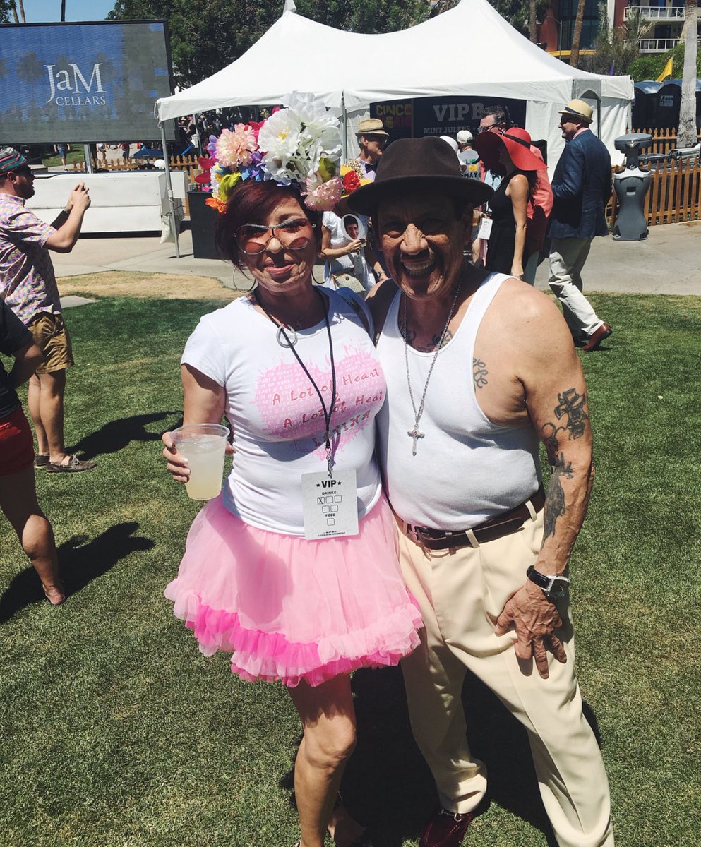 Cha_ChaChiC's tweet photo. Check us out!!! Hot pink sure looks good on us 😉💕🌸Look at the second picture with actor Danny Trejo and I at the 2018 Cinco de Mario! https://t.co/ak8duiA8cF