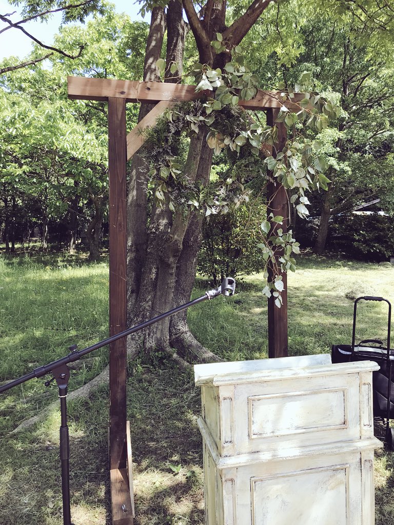outdoor weddingでした(スタッフで)。ほんと大好きなメンバー達と最高の会場をつくりましたよぃ。