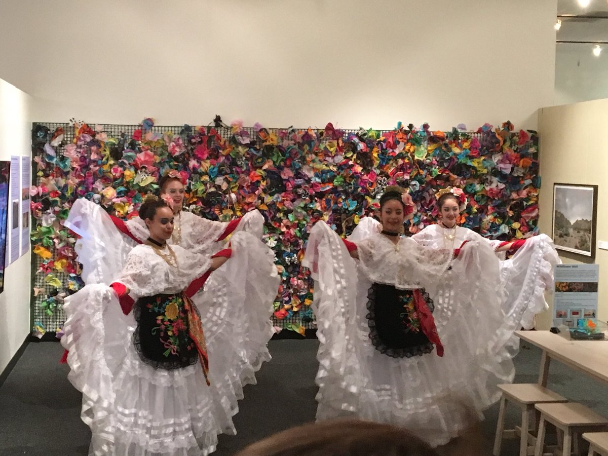 SariCuster's tweet photo. Final stop @ideaMuseumMesa for @AAMers #outofthisworldparty. Check out the musical dome experience. #AAMSMJ #AAM2018 https://t.co/RlSwRVkpm3