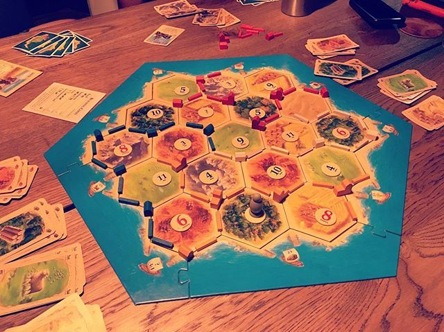 Capping off the weekend with a Catan Victory 💪🖖 ift.tt/2KI4JTt