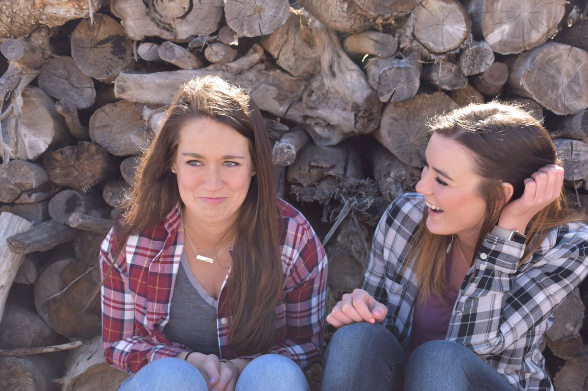 paitonfoster4's tweet photo. But for real, get yourself someone who looks at you the way I look at Kait when she’s being an idiot ❤️ https://t.co/ksvItAfVZw