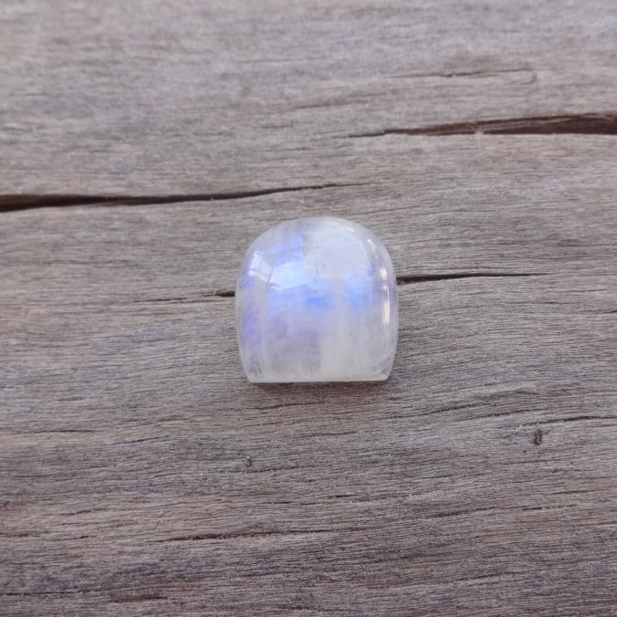 IrinaM8877's tweet photo. Blue Moonstone design cabochon 14x14mm ring size small cabochon https://t.co/h4wOxSmPrr #supplies #jewelrymaking #whitestone #white #cabochon #whitestonecabochon #moonstonecabochon #whitecabochon #moonstonecab https://t.co/848zZCVokz
