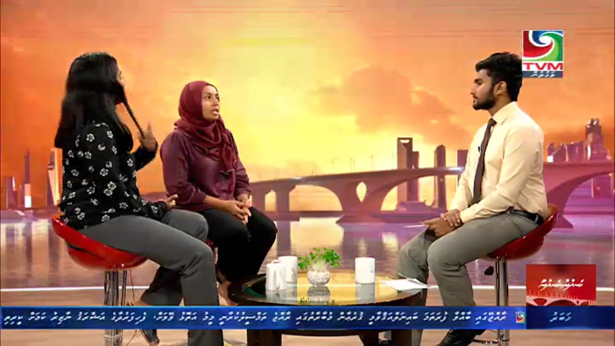 MoEdumv's tweet photo. #Live
Fathimath Sofia Rasheed &amp; Fathimath Hulwa Khaleel from @UfaaMv joins @tvmaldives HendhunuHendhuna show to discuss Student-led Parent Teacher Conferences.
@aishathshiham https://t.co/rCyYmq8Xxu