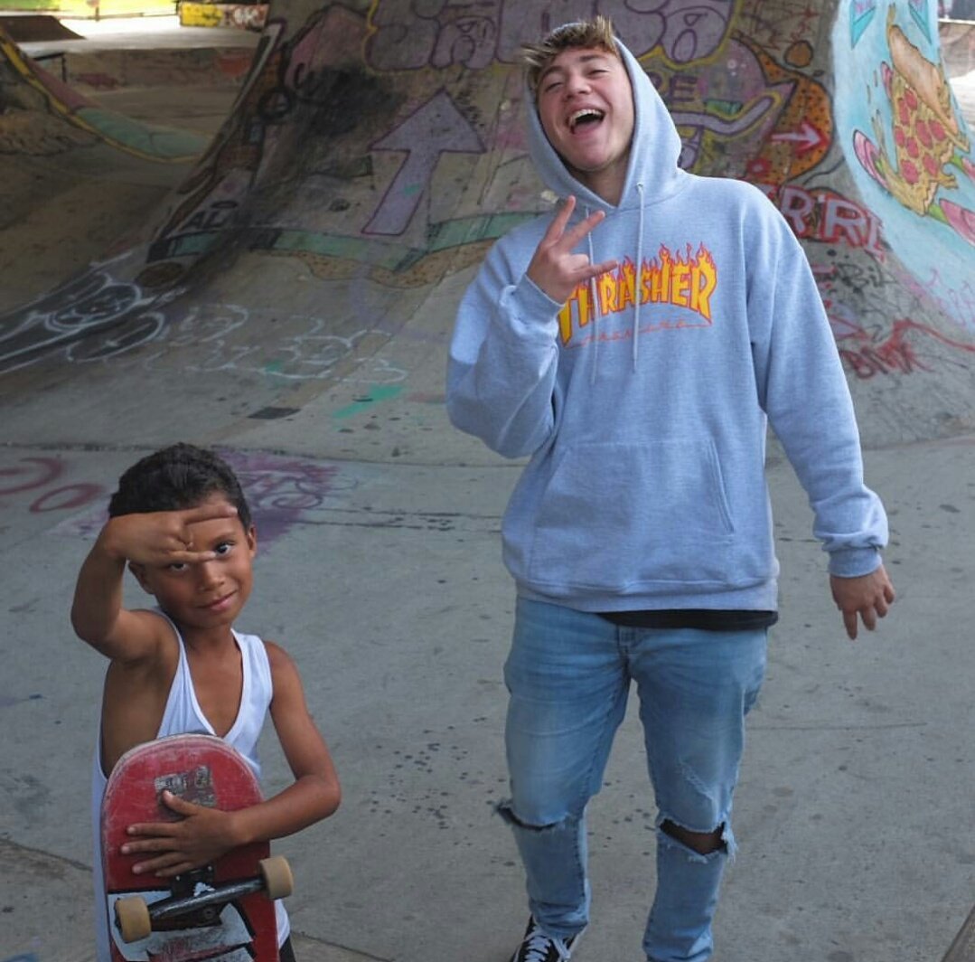 serranoxiurchuk's tweet photo. La personita más humilde y hermosa que conocí, a pesar de todo, el sigue brillando, ES UN GENIO, LO AMO MUCHO LYM @PauloLondra #fuerzaslondra #FUERZASPAULO https://t.co/UYLaTSTTcX