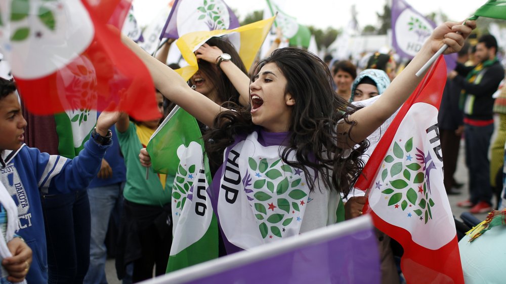 warcoresponted's tweet photo. #HDP !!!ROJBAS #KURDISTAN-GUNAYDIN #CONSTANTINOPLE -MERHABA #YPG #AFRIN #SYRIA!!! AZADIYE TE!!! COMES FREEDOM!! HEFTE BAS!!! GOOD MORNING AND #GOOD_WEEK #WORLD..!!!! https://t.co/vRAnrVx6f0