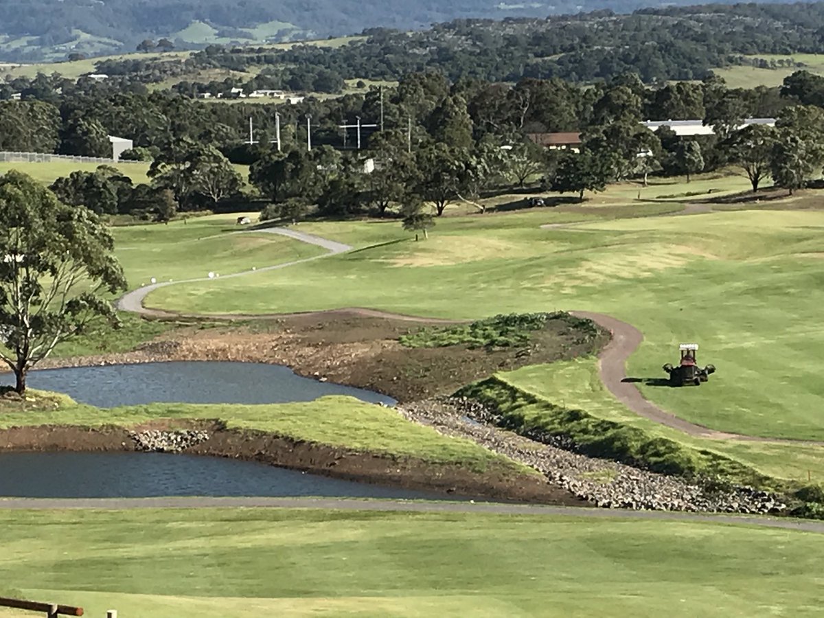 Links Shell Cove GC tweet media