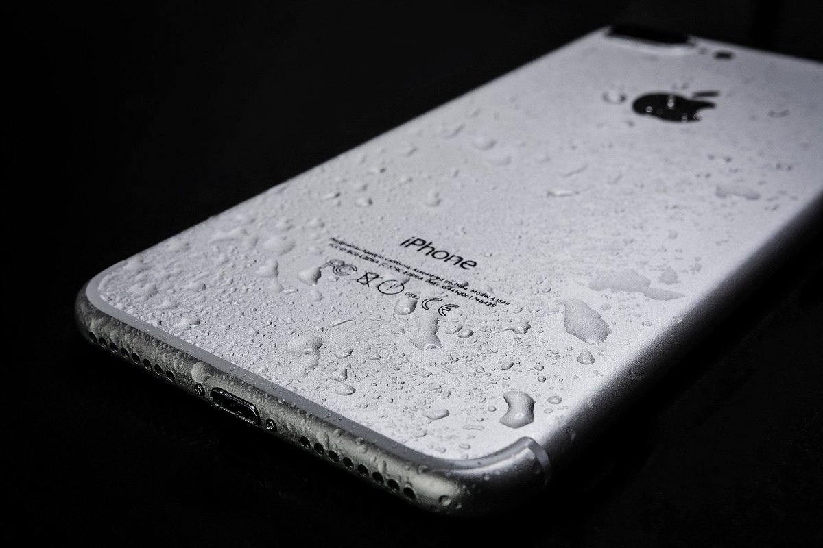 grapheneglass's tweet photo. iPhone accessories on best discount get early before it ends
Click here- https://t.co/onBRw9nIwB
#MondayMotivation #WWEBackslash #LuisMiguelLaSerie #FelizDiaDeLaMadre #RabindranathTagore #SHAMSHERA #CleanPoliticsWithINC #Deadpool #Deadpool2Trailer #MondayMotivaton #Apple #AppleYu https://t.co/B7w8clIcxL
