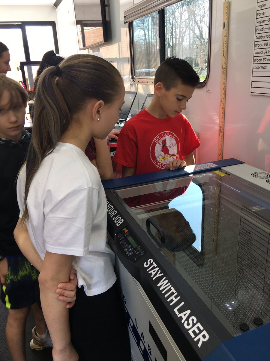 WEstemLADY's tweet image. 1st visit to a FAB Lab for Edison students and staff....Our two weeks flew by!  Looking forward to seeing you again next year! #mobilefablab #designand create #myohioclassroom @wefabmobile @WES_EdisonElem @WESchools @wes_techdir @mrslegerski @WES_CurricDir