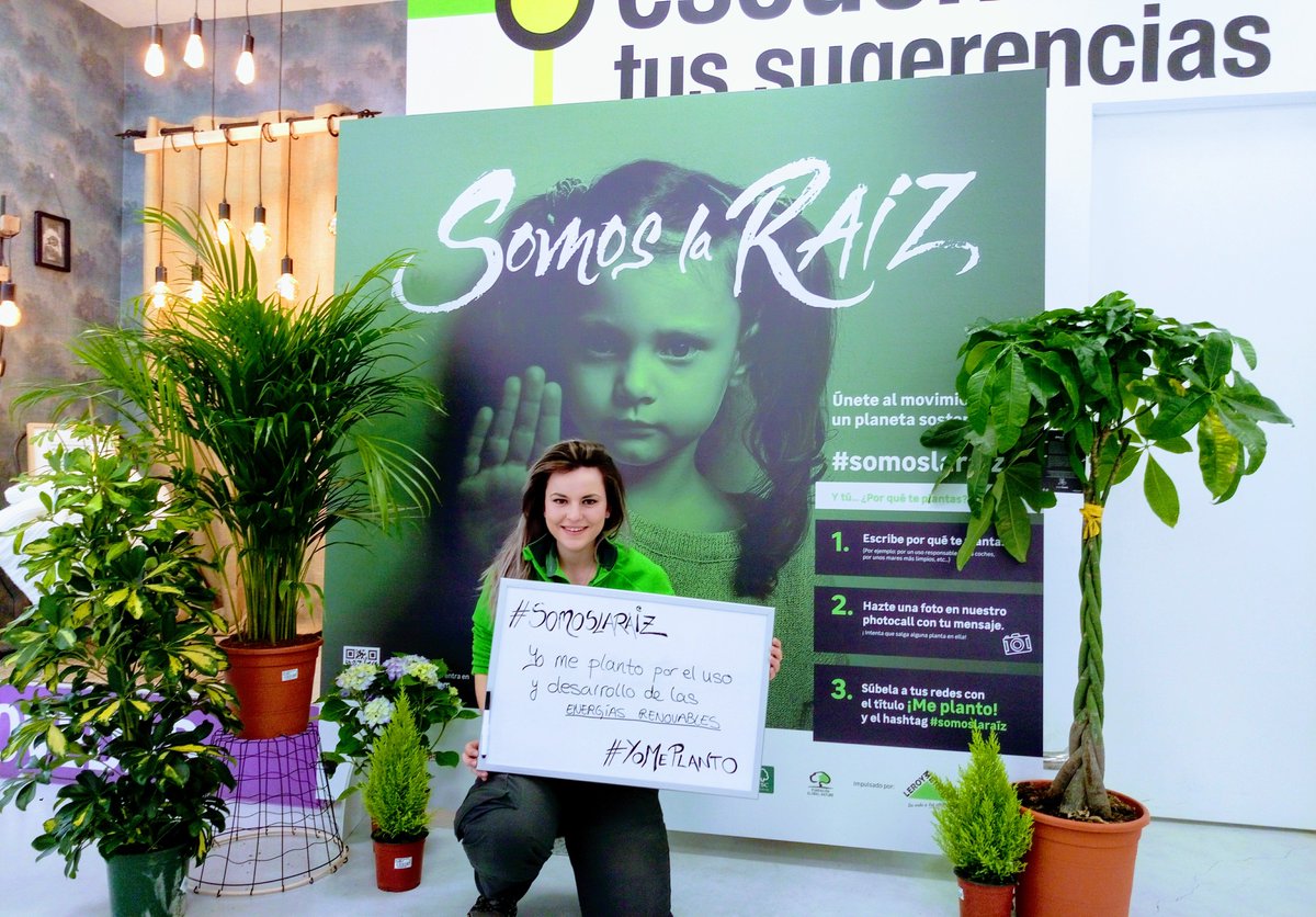 piitu1395's tweet photo. Me planto por el uso y desarrollo de las energías renovables. Nosotros #somoslaraiz. Por un mundo mejor. https://t.co/0XV2CktWeA