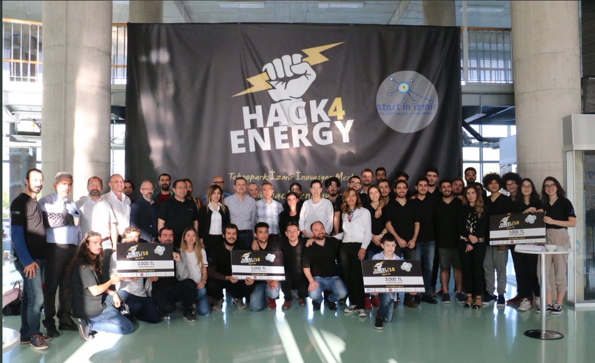 egiadmelekleri's tweet photo. #Hack4energyBootcamp2018 5 - 6 Mayıs tarihlerinde gerçekleşti. İki gün süresince ürün, iş modeli üzerine çalışan ekipler ile 5 Mayıs cumartesi günü mentorluk görüşmelerinde icra kurulu başkan vekili Alp Avni Yelkenbiçer ve üyesi Levent Kuşgöz bir araya geldi. https://t.co/dOl4jtxn4C
