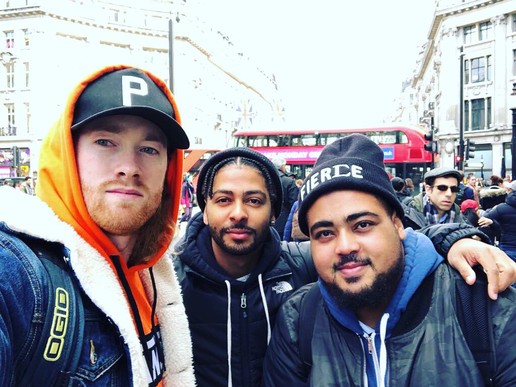 somijonesmusic's tweet photo. Always a great time hanging with the fam. They said they loved #BlowMeAway. You will too. #LifeOfDillon https://t.co/H5FQfj7WBh