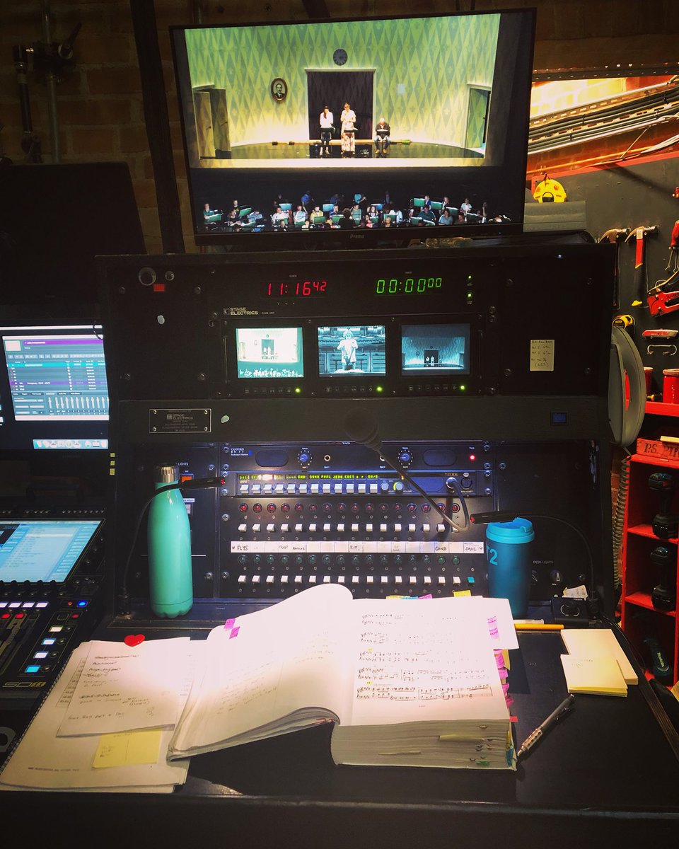 ceeberella's tweet photo. Working on a bank holiday is definitely being eased by hearing the fantastic  #londonphilharmonic with beautiful sounding colleagues at today’s Sitzprobe for #F18Rosenkavalier @glyndebourne 🌹 https://t.co/r5sYVFT2Ui