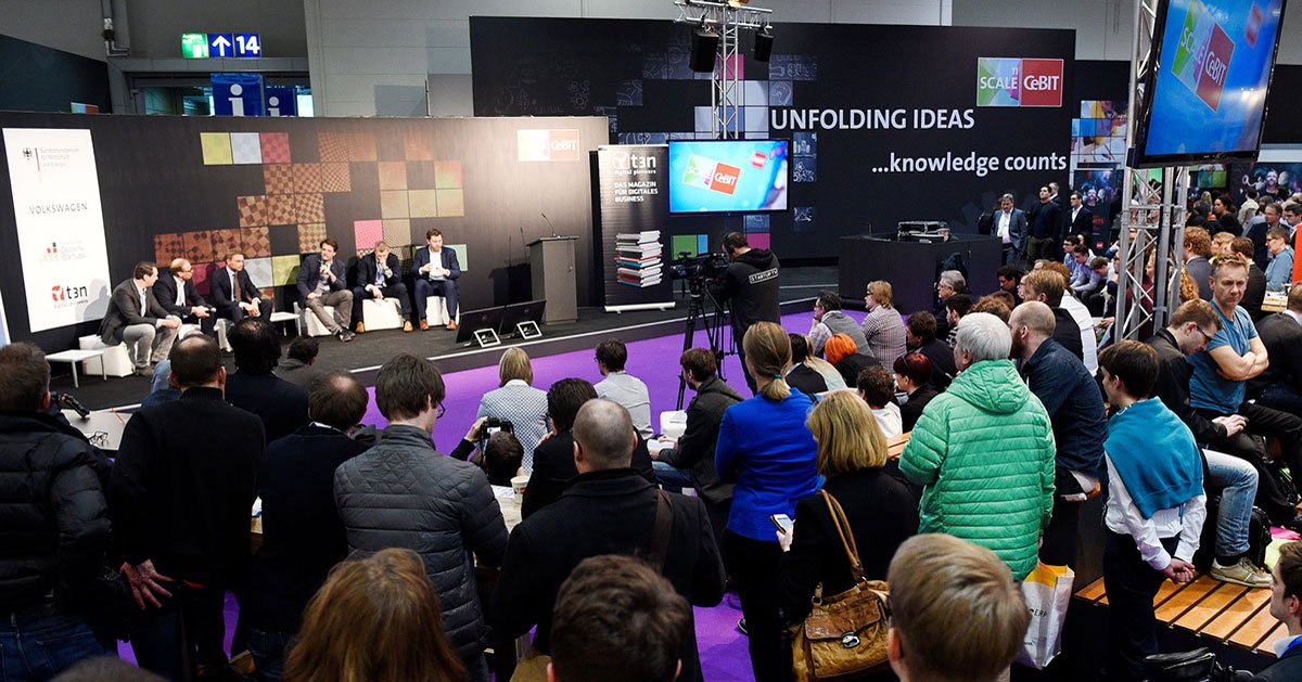 P4B_Online's tweet photo. Spannende #startups erwarten euch auf der #CeBIT #scale11; https://t.co/30AOSUAzRA, @AckeeCZ, #emqopter, @Jelurida, #nepostablet, #werkerapp, #CEBIT18 https://t.co/MvNw47o0s1